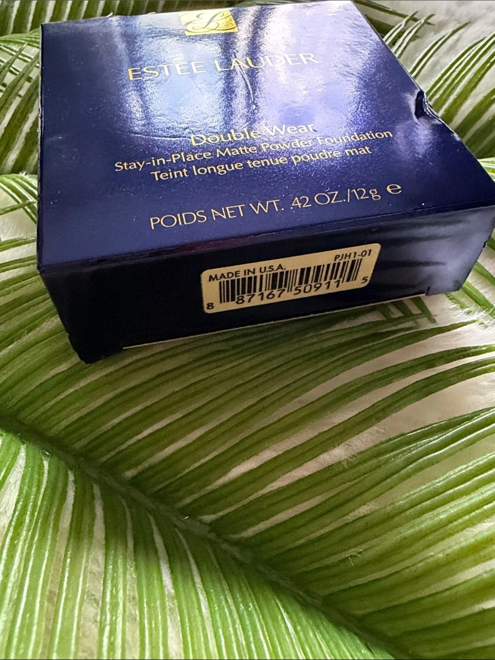 NIB Estée Lauder Double Wear Stay in Place Matte Powder Foundation 2C3 Fresco